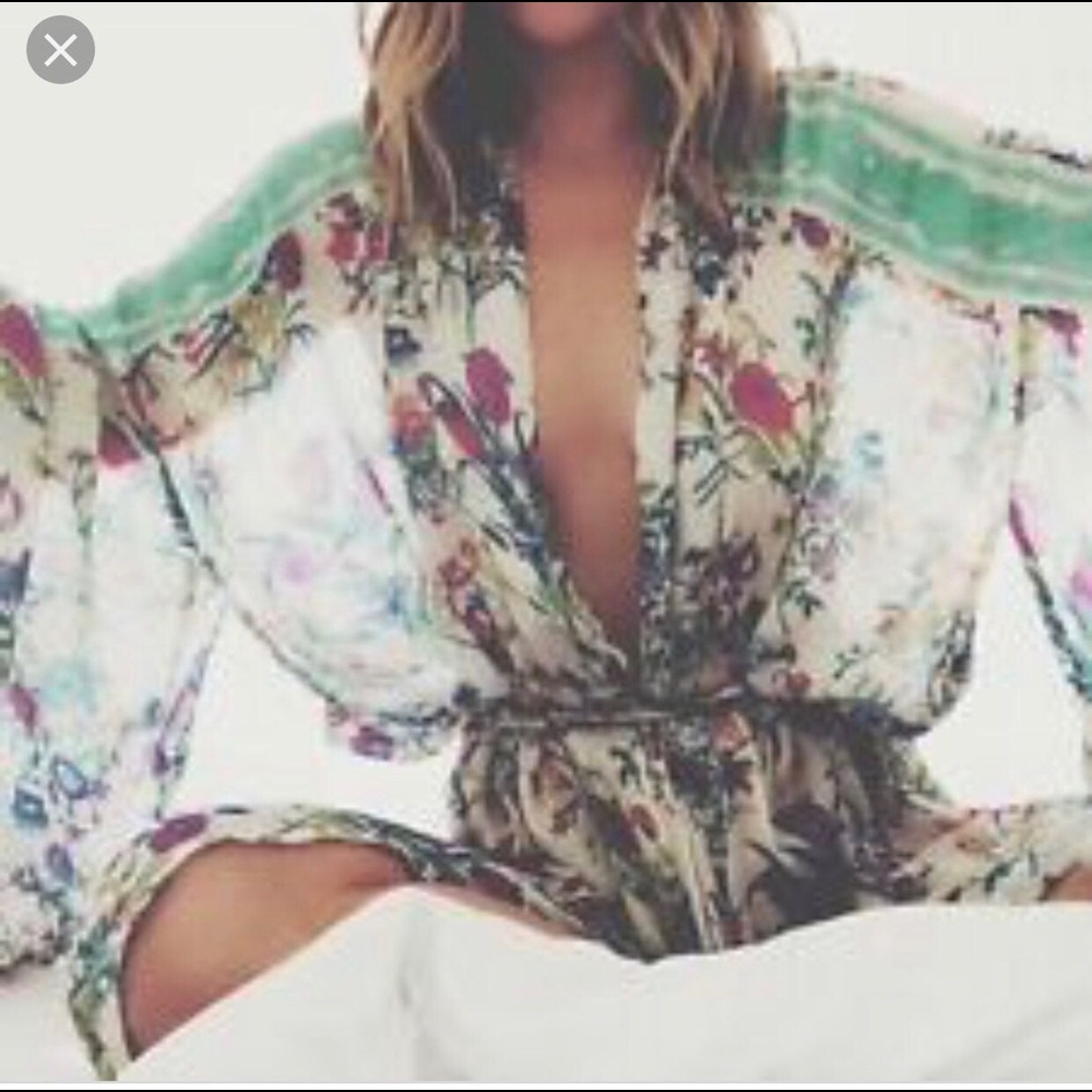 SOLD Very RARE Spell & Gypsy Queen Floral Kimono